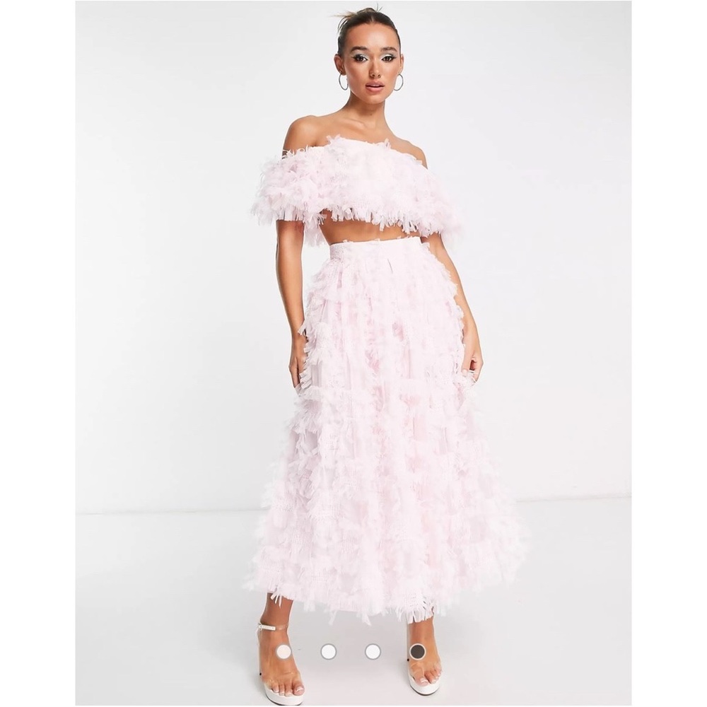 Stunning two piece set. bubblegum pink textured set crop top skirt ASOS EDITION